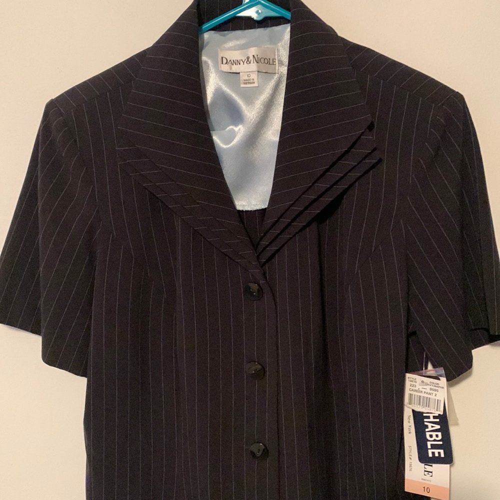 Danny .& Nicole Button Up Blazer NWT